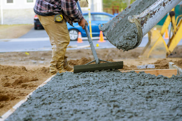 Best Concrete Retaining Walls in Mcqueeney, TX